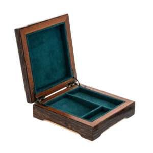 Wooden gift box Dubai