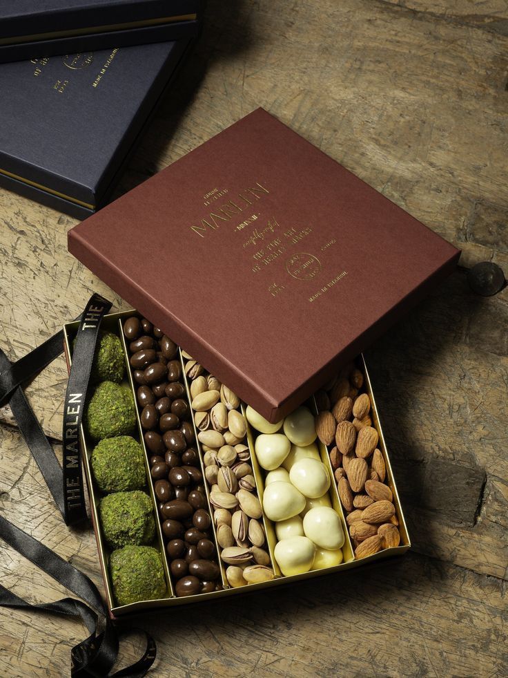 Boxart - chocolate gift box dubai-custom gift boxes